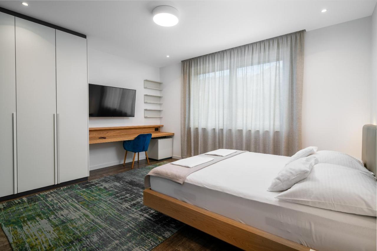 Acadia Beach Villas & Apartments Slatine Dış mekan fotoğraf
