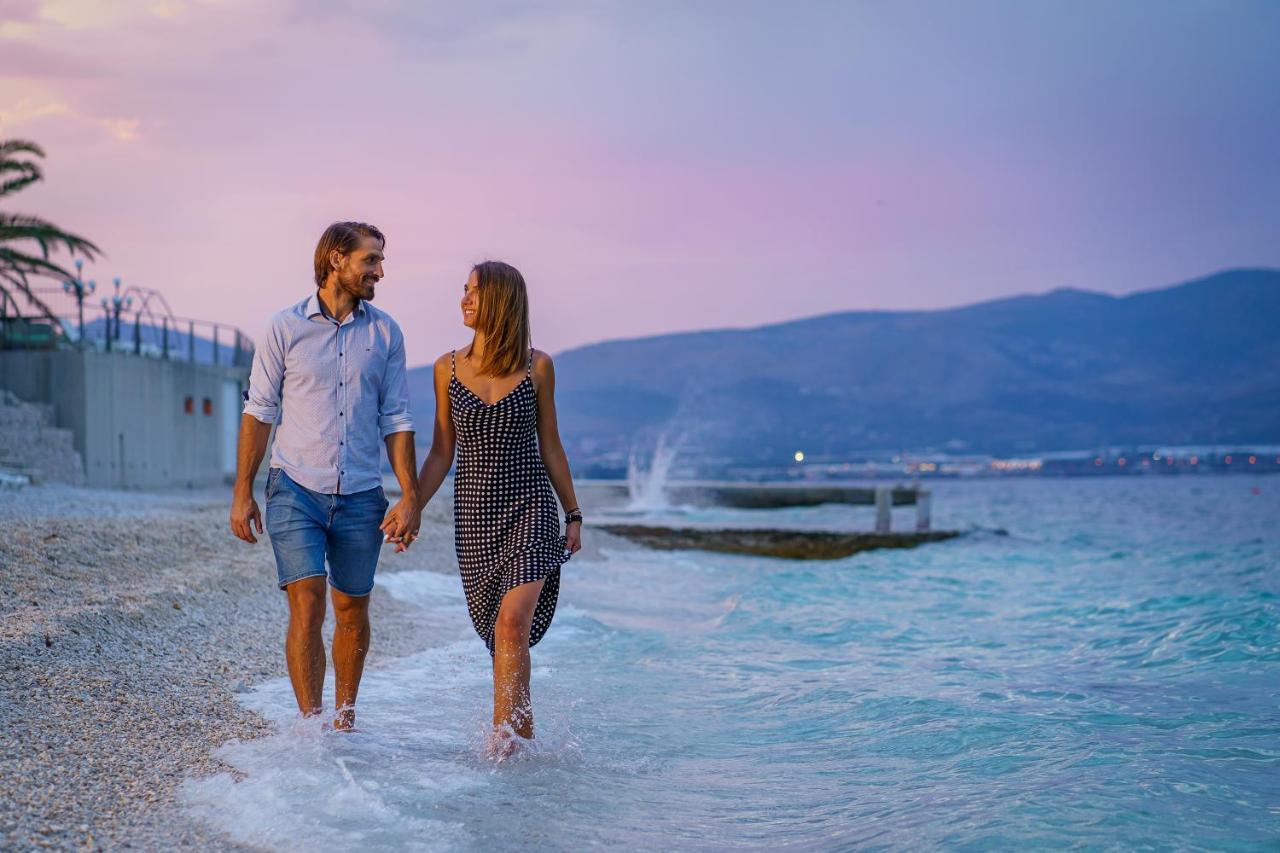 Acadia Beach Villas & Apartments Slatine Dış mekan fotoğraf