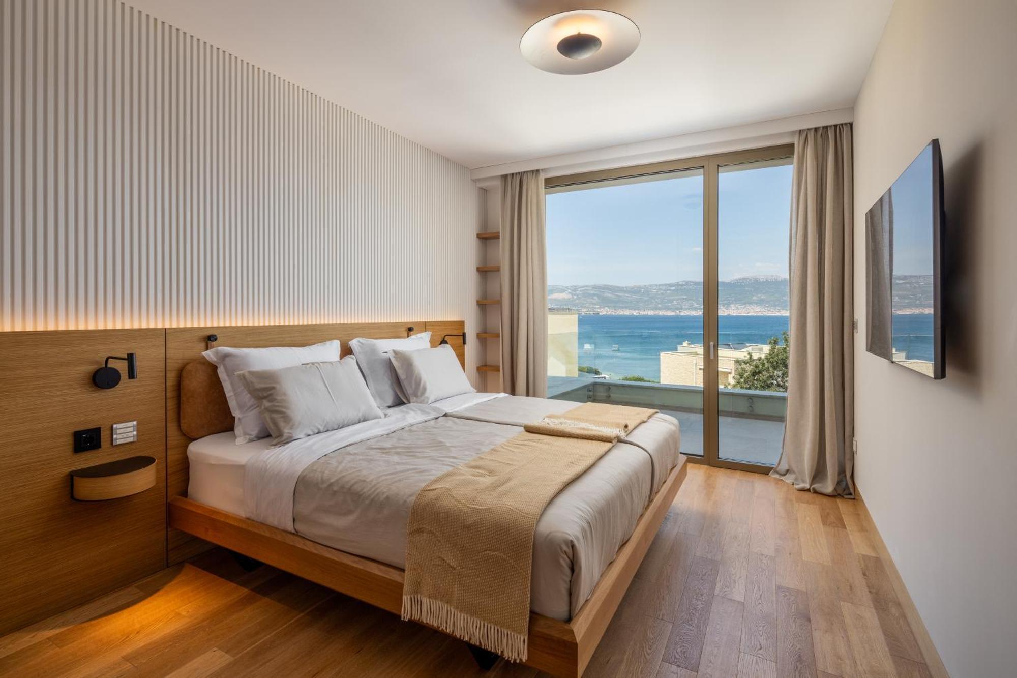 Acadia Beach Villas & Apartments Slatine Dış mekan fotoğraf