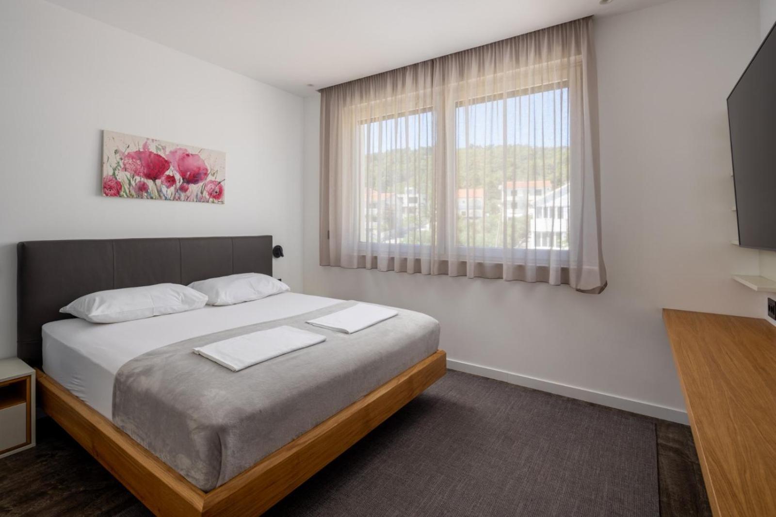 Acadia Beach Villas & Apartments Slatine Dış mekan fotoğraf