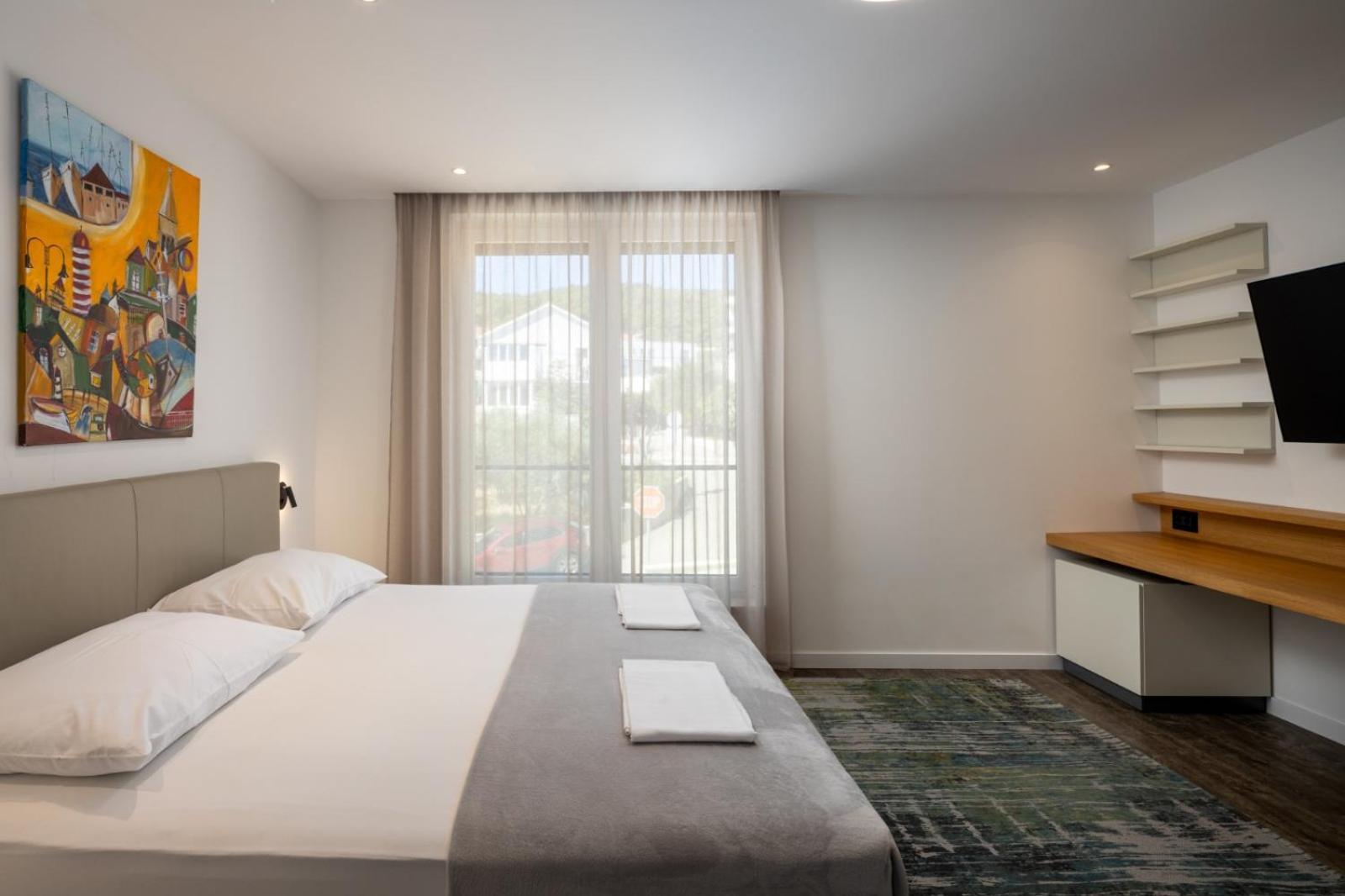 Acadia Beach Villas & Apartments Slatine Dış mekan fotoğraf