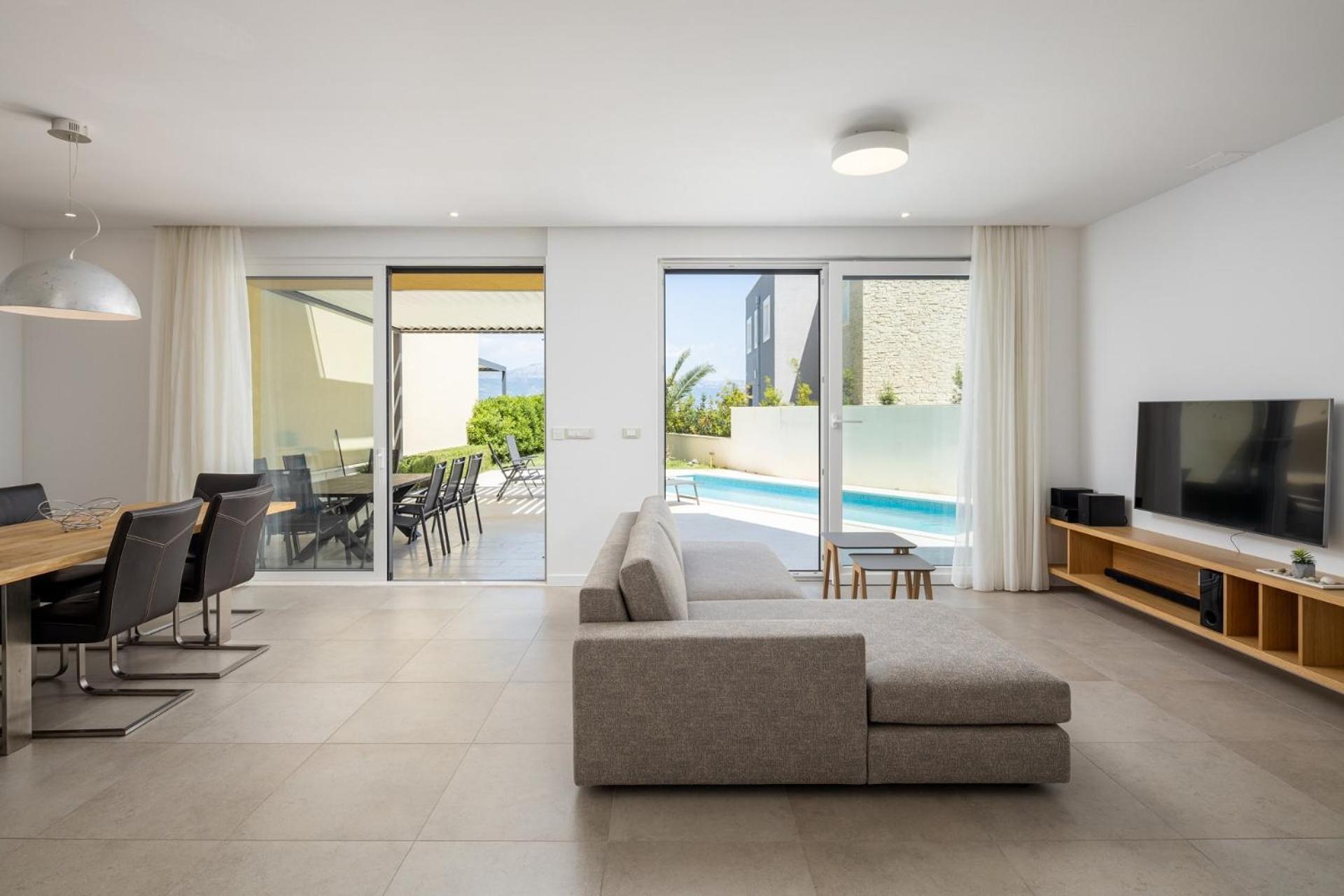 Acadia Beach Villas & Apartments Slatine Dış mekan fotoğraf