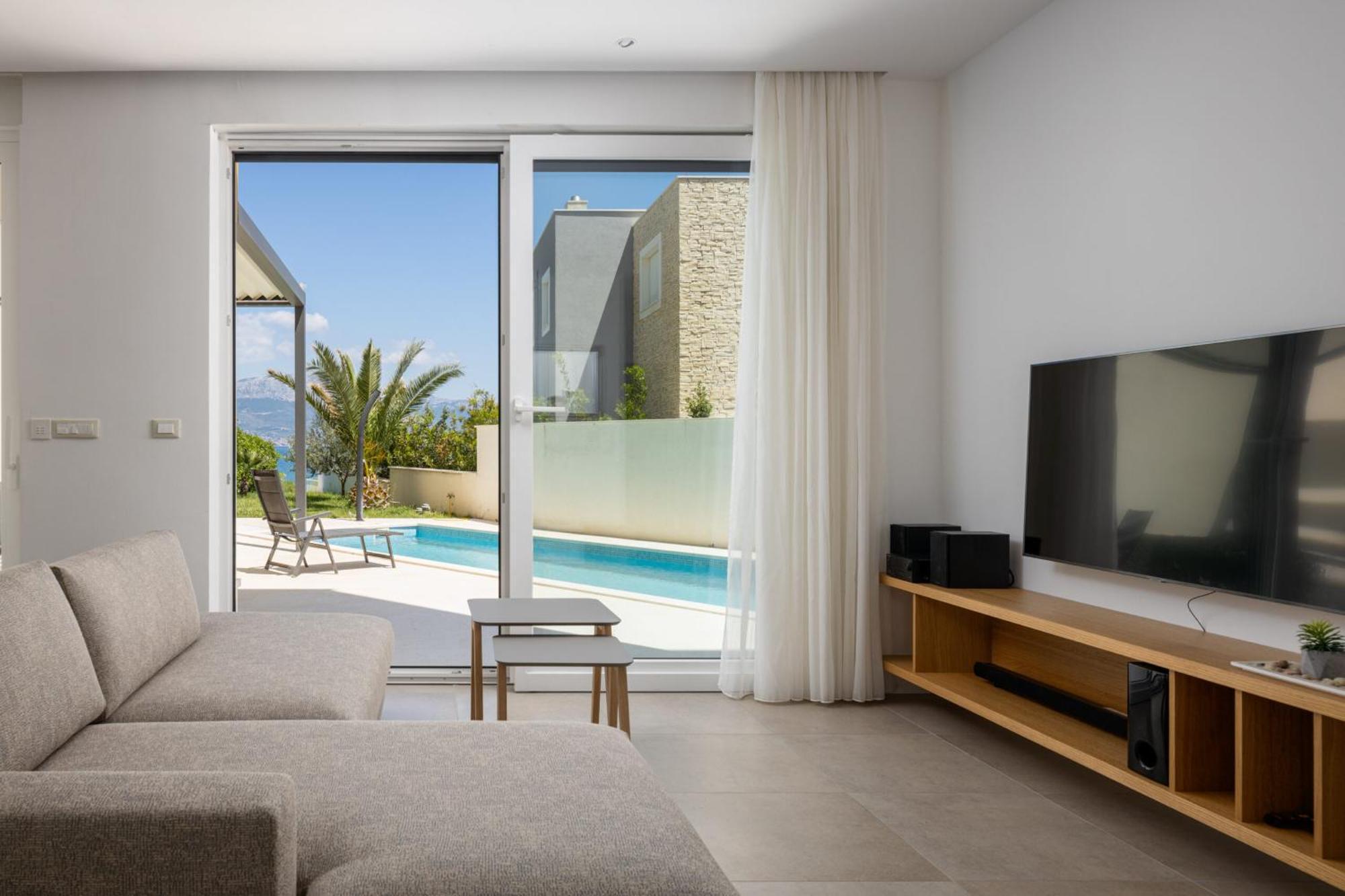 Acadia Beach Villas & Apartments Slatine Dış mekan fotoğraf